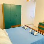 Apartment Blu Bay